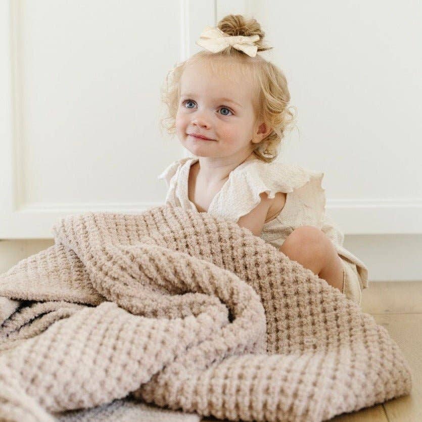 WAFFLE KNIT RECEIVING BLANKETS: Wheat