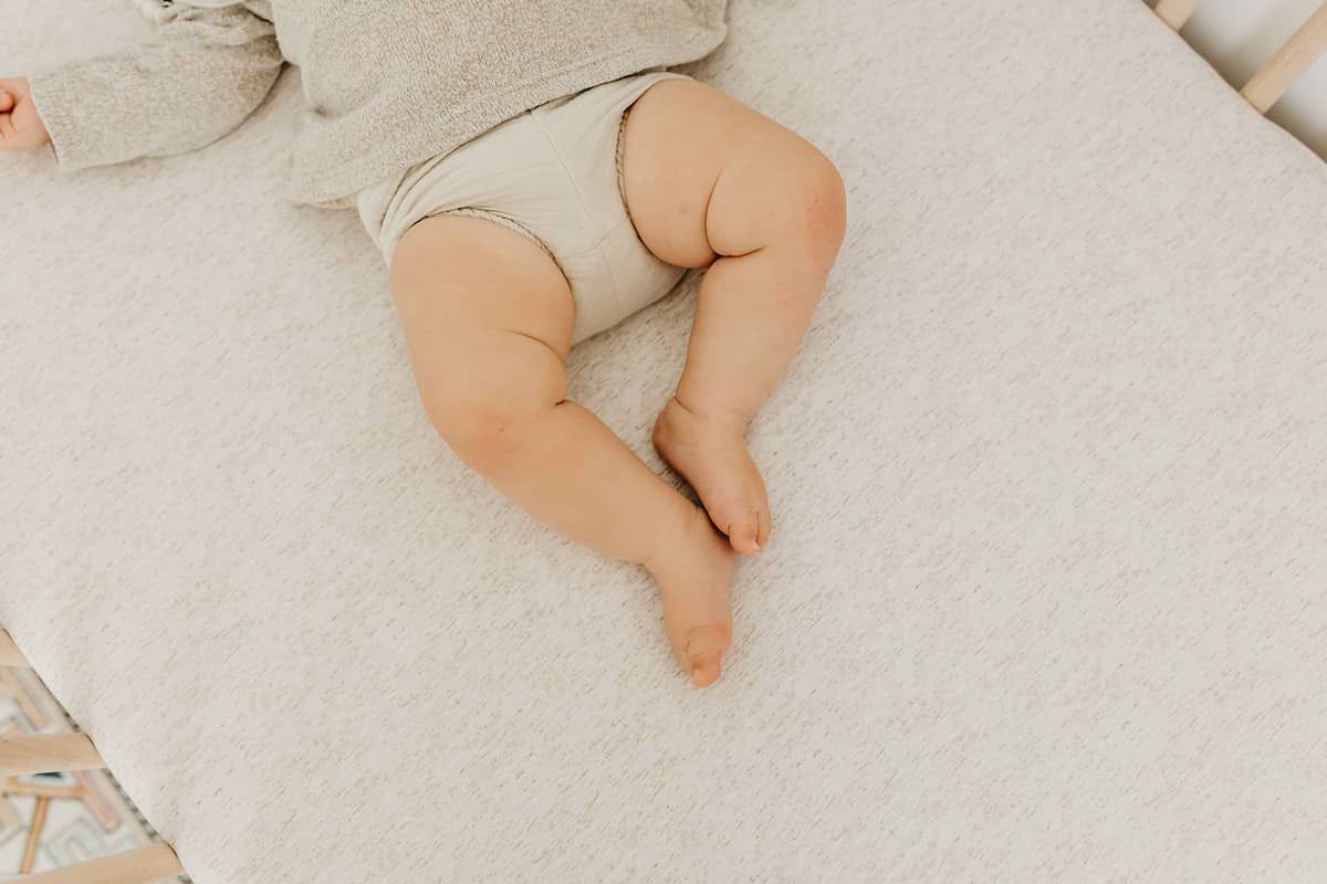 Oat Premium Crib Sheet