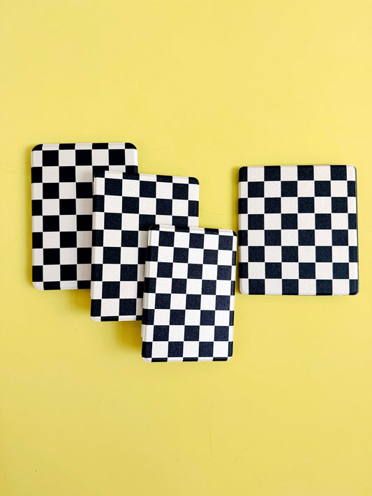 Kindle Case Cover w/ Clear Back & Cover Strap - Classic Checkers: 12th Generation 7" Paperwhite/Colorsoft