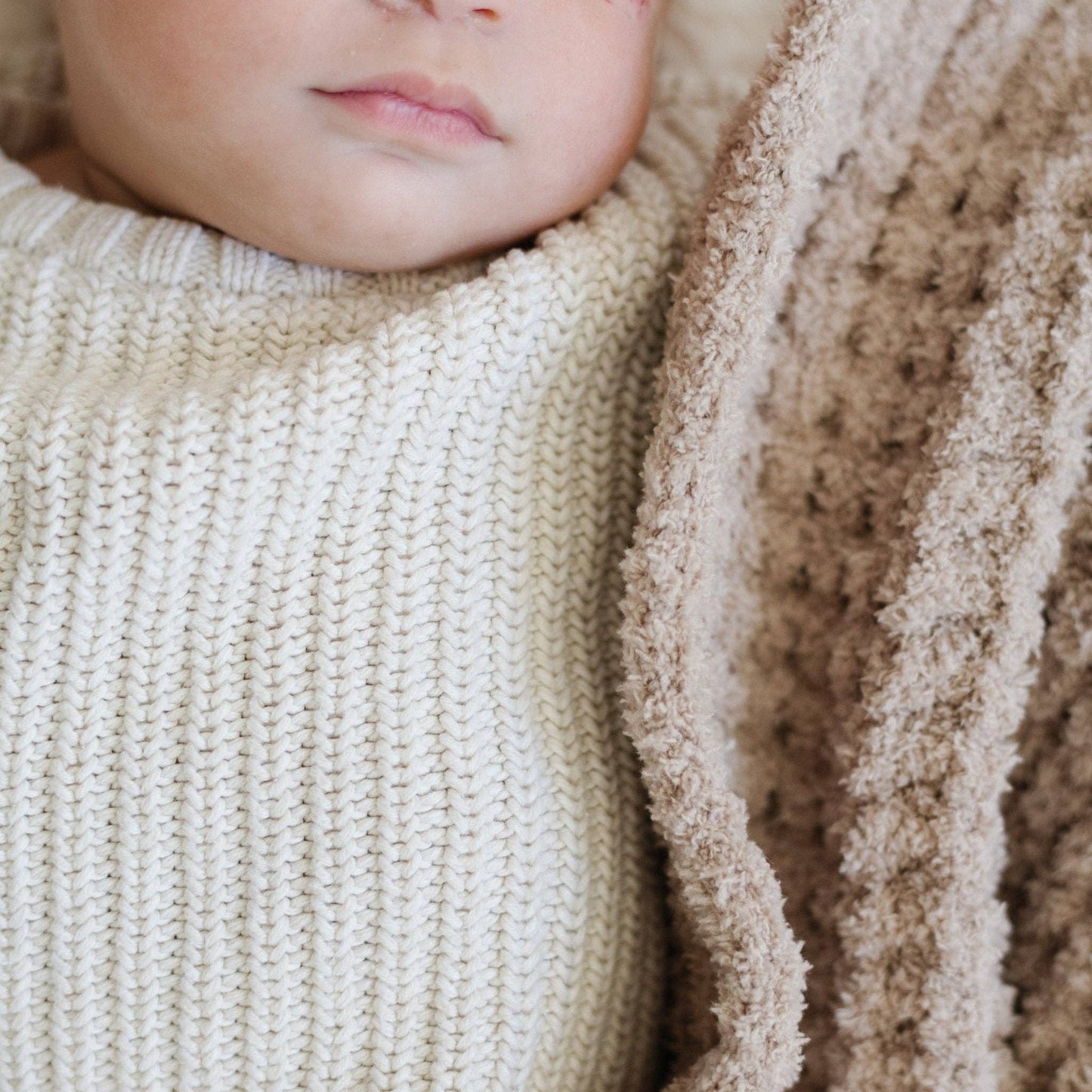 WAFFLE KNIT MINI BLANKETS: Elm
