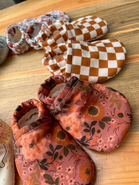 Baby Booties- Rust Checkered