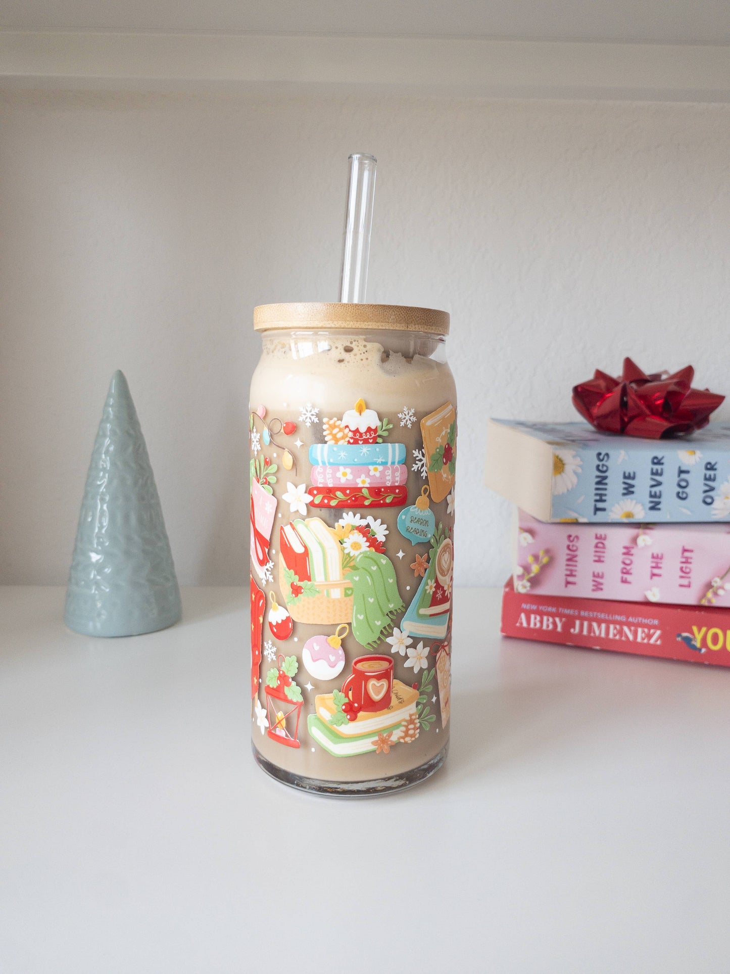 Holiday Bookish Glass Cup – 16oz & 20oz : Add lid and straw / 16 oz