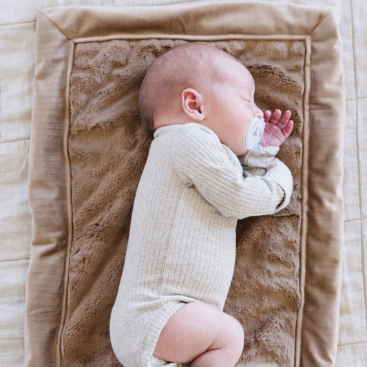 LUSH MINI BLANKETS: Hazelnut