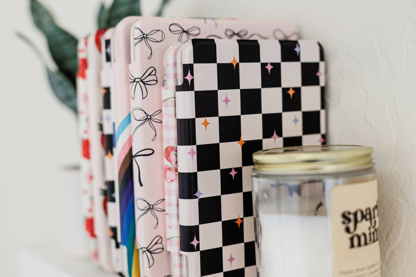 Retro Checkered Clear Back & Handle Kindle & Kobo Case: PPW 2024 & Colorsoft w/handstrap