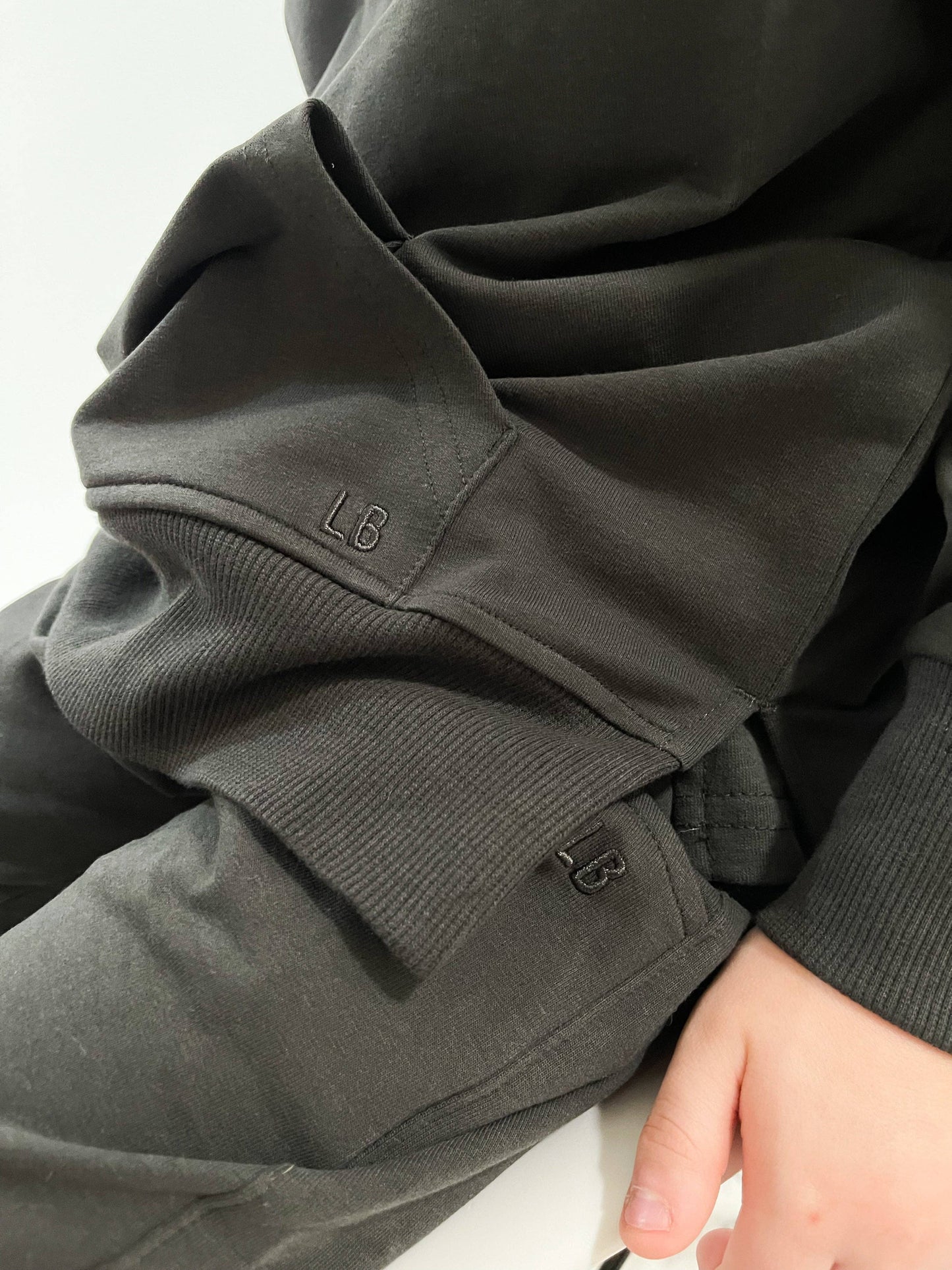 Pocket Pullover - Charcoal