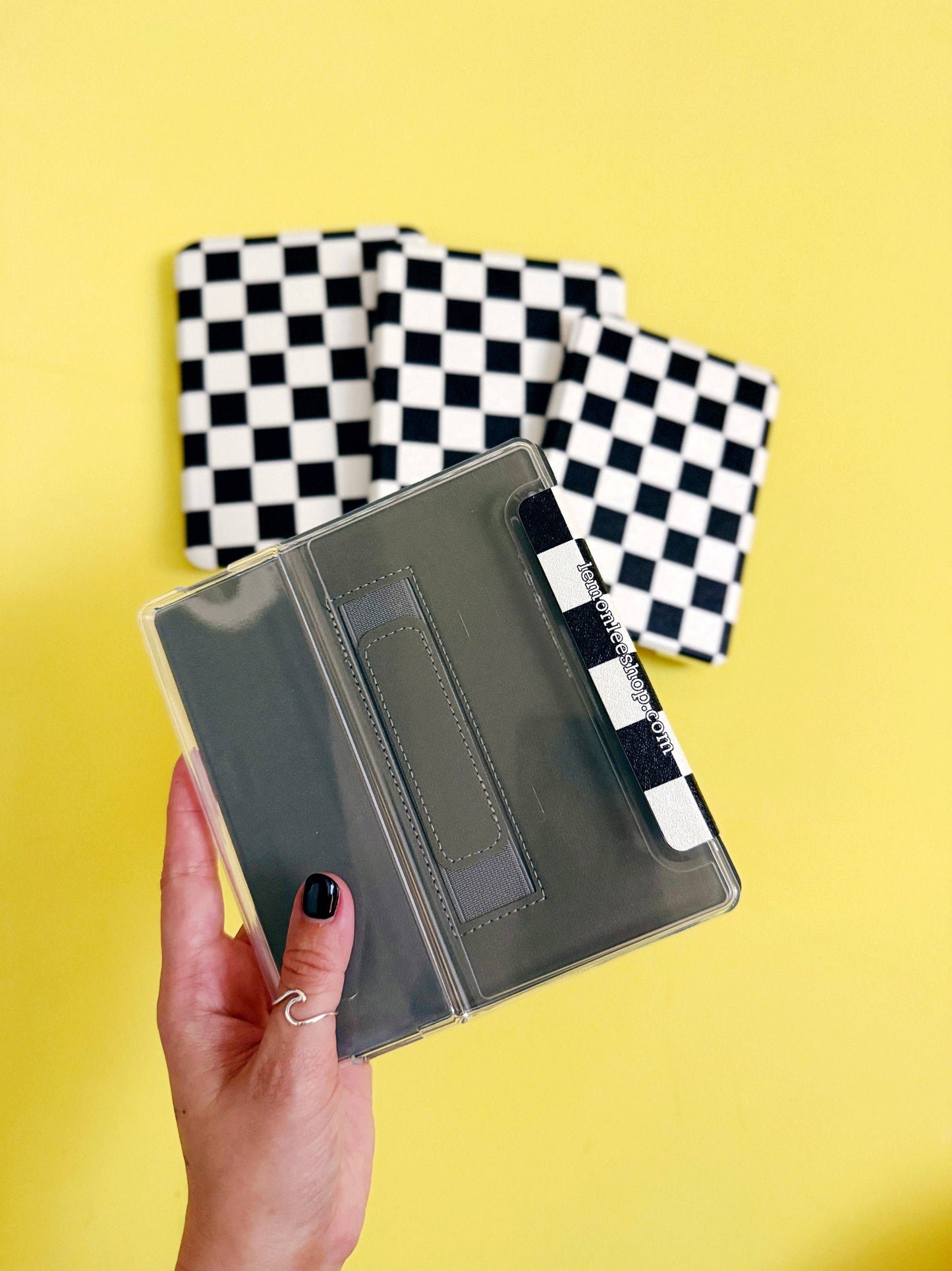 Kindle Case Cover w/ Clear Back & Cover Strap - Classic Checkers: 12th Generation 7" Paperwhite/Colorsoft