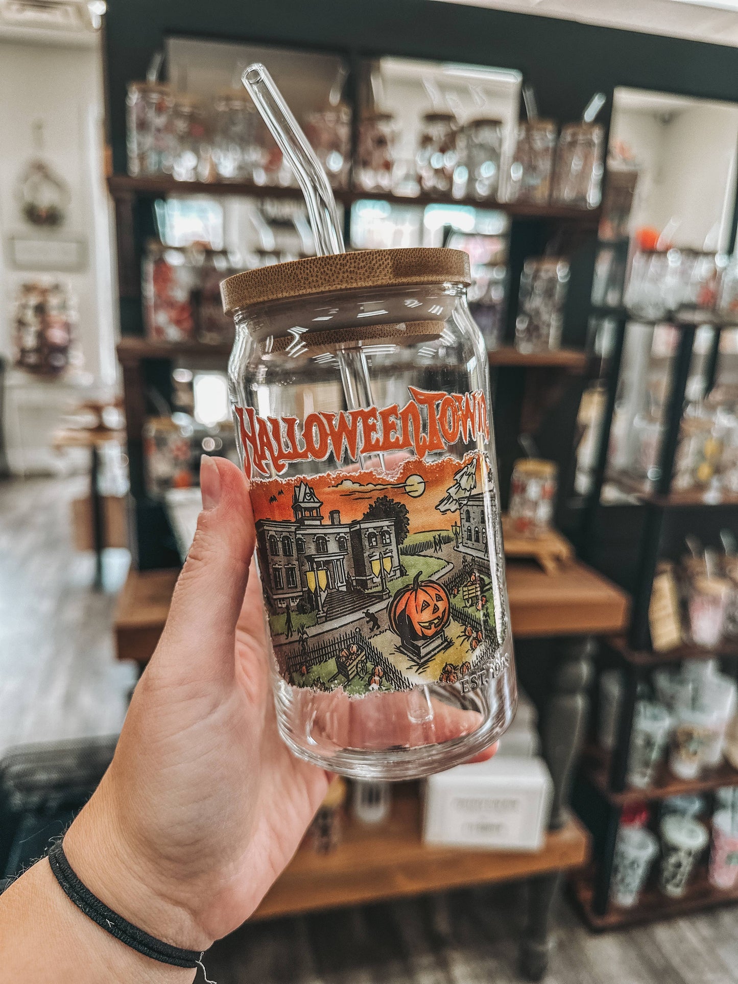 Halloweentown Glass Can Cup  : 16oz