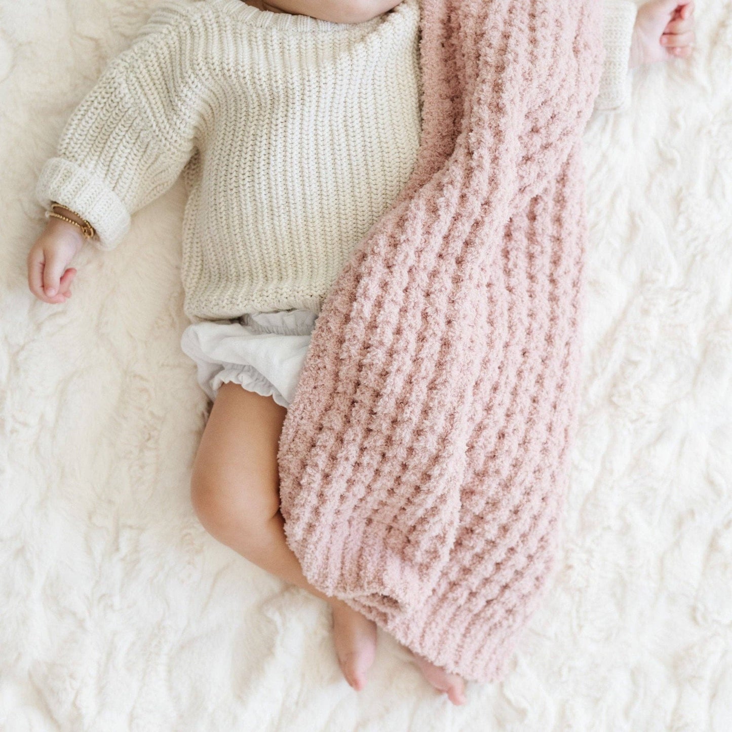 WAFFLE KNIT MINI BLANKETS: Elm