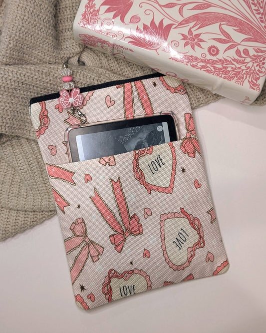 Book & Kindle Sleeve: Love Coquette