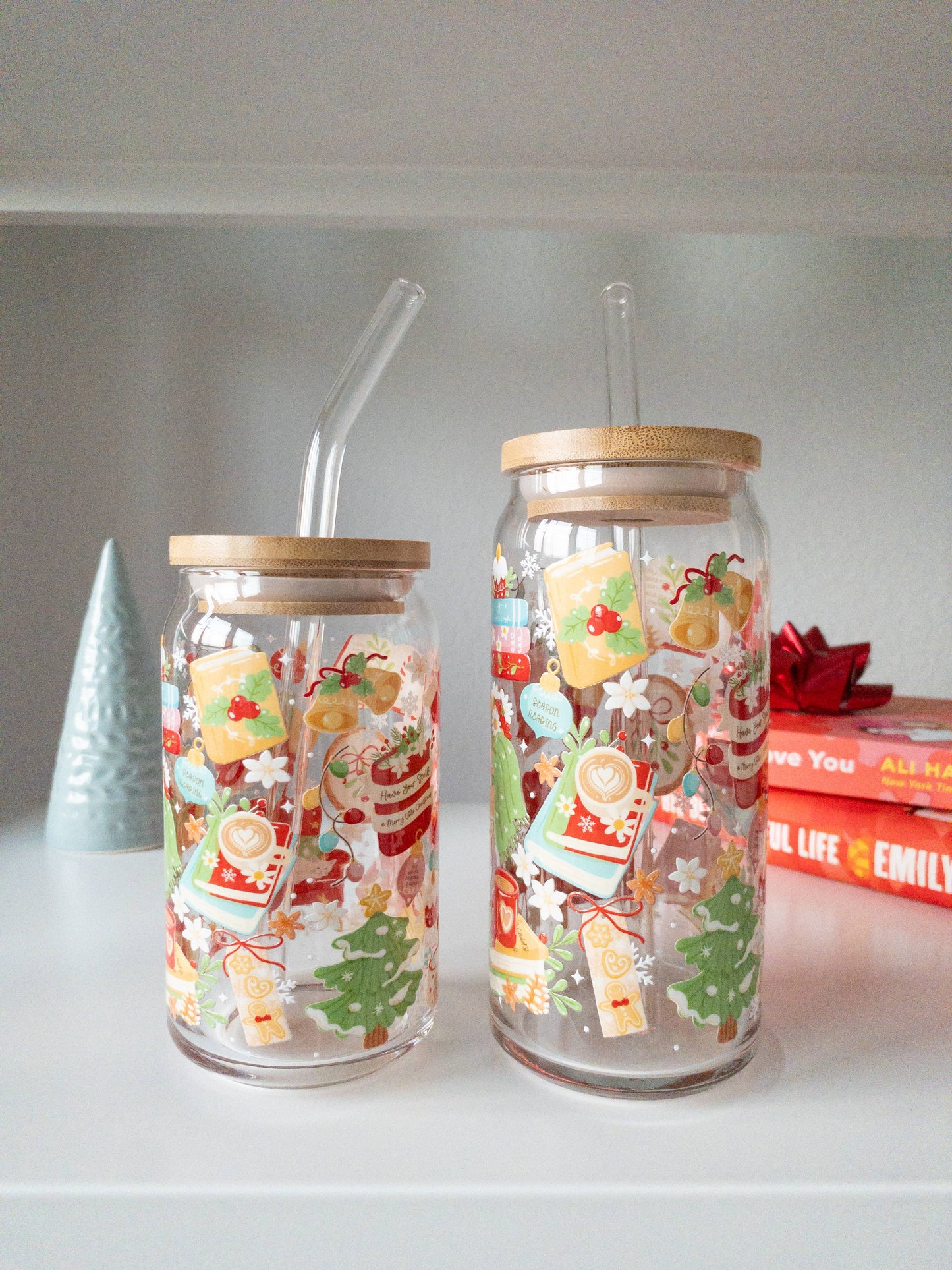 Holiday Bookish Glass Cup – 16oz & 20oz : Add lid and straw / 16 oz