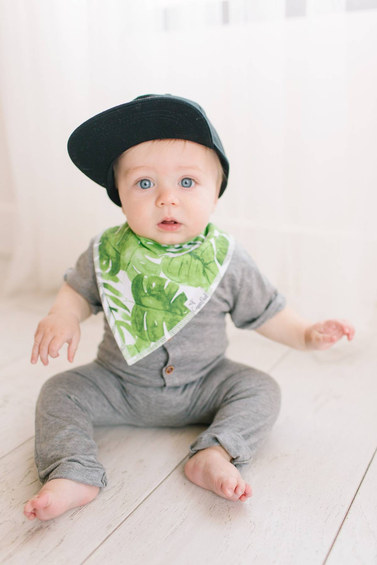 Noah Baby Bandana Bib Set (4-pack)