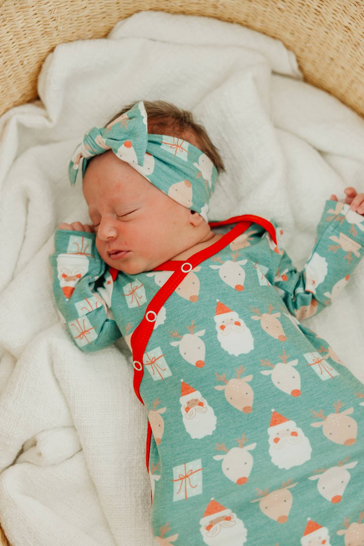 Prancer Newborn Knotted Gown